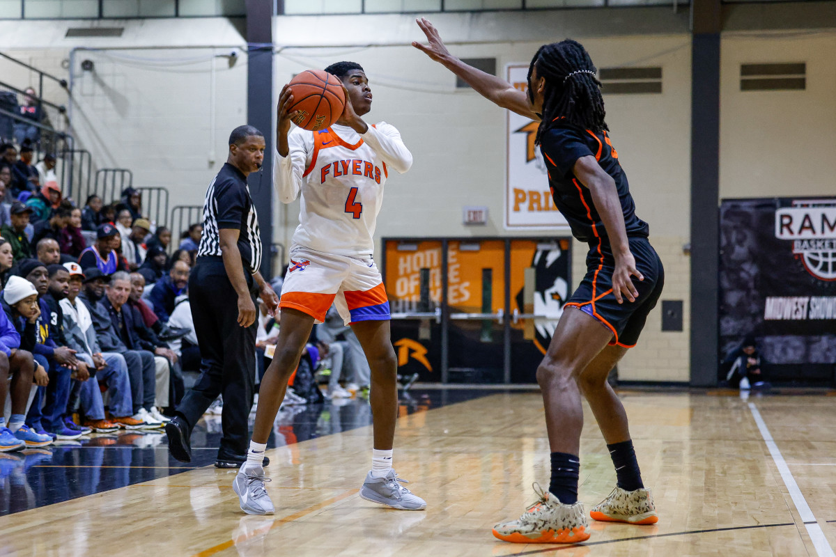 Douglass Oklahoma East St. Louis Illinois boys basketball December 16 2023 Nate Latsch 24983